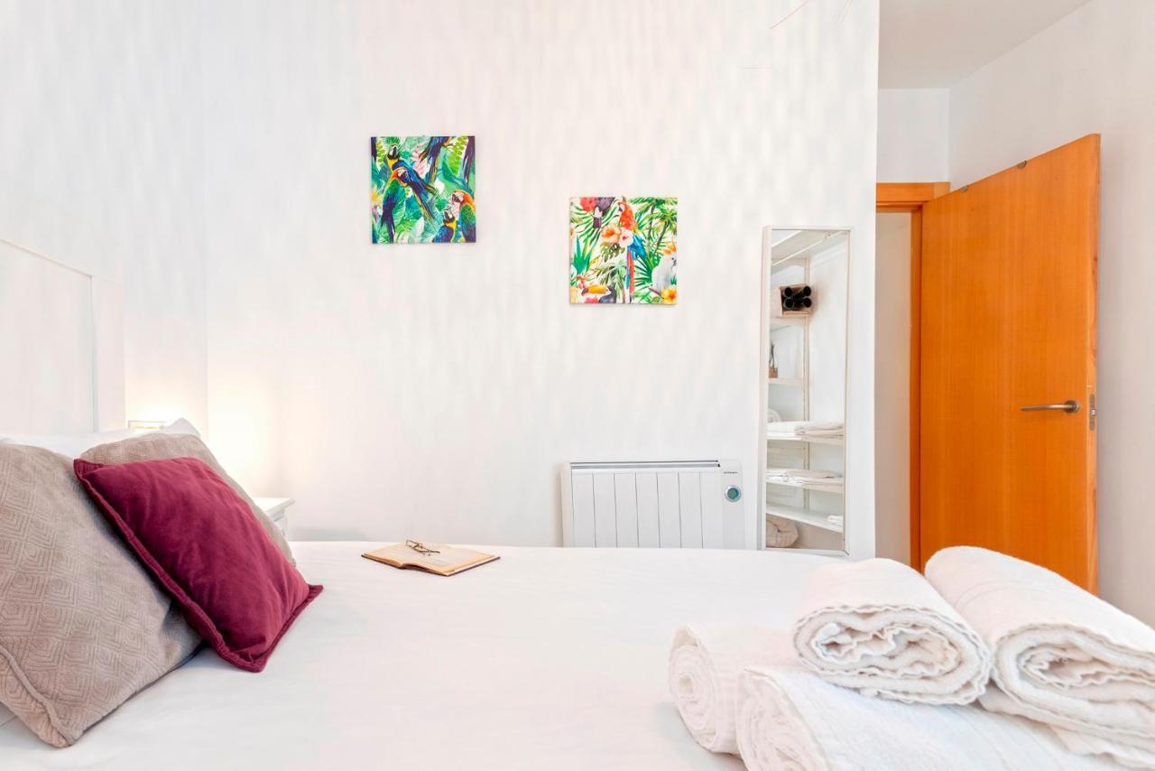 Happy Tropical - Centro Historico Apartment Malaga Luaran gambar